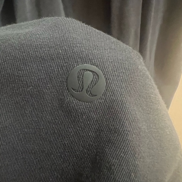 EUC Lululemon Tank - Picture 3 of 3